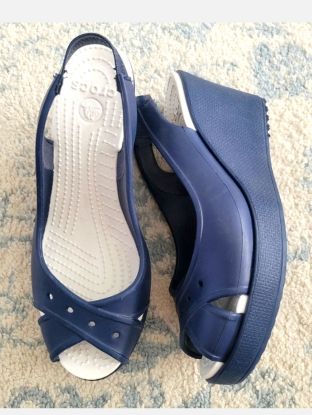 CROCS Farrah Wedge Sandals Size 8 W